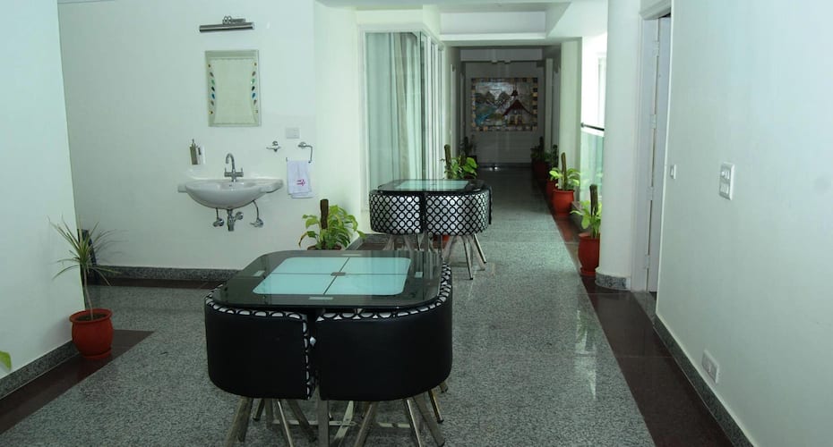 Hotel Absolute Comfort, Chandigarh 5